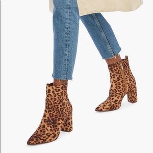 JustFab Leopard Print Booties with Gold Zipper- Size 9W